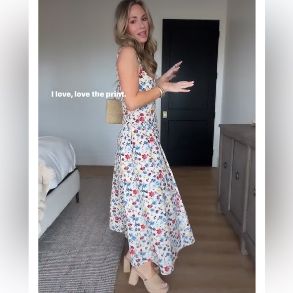 NWT Abercrombie Dylan dress midi floral - Picture 7 of 7